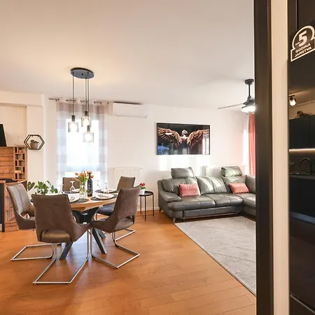 Luma Luxury With Jacuzzi 公寓 *