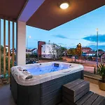 Luma Luxury With Jacuzzi * זאדאר