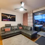 Luma Luxury With Jacuzzi זאדאר