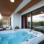 דירה Luma Luxury With Jacuzzi זאדאר