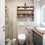 Luma Luxury With Jacuzzi דירה *