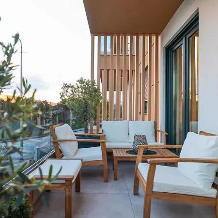 Luma Luxury With Jacuzzi *