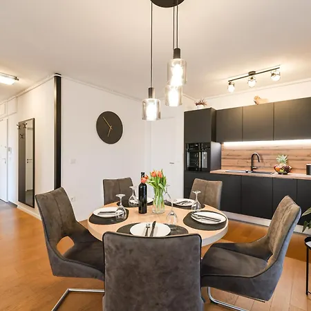 Luma Luxury With Jacuzzi Apartamento Zadar