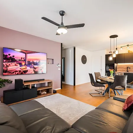 Luma Luxury With Jacuzzi *